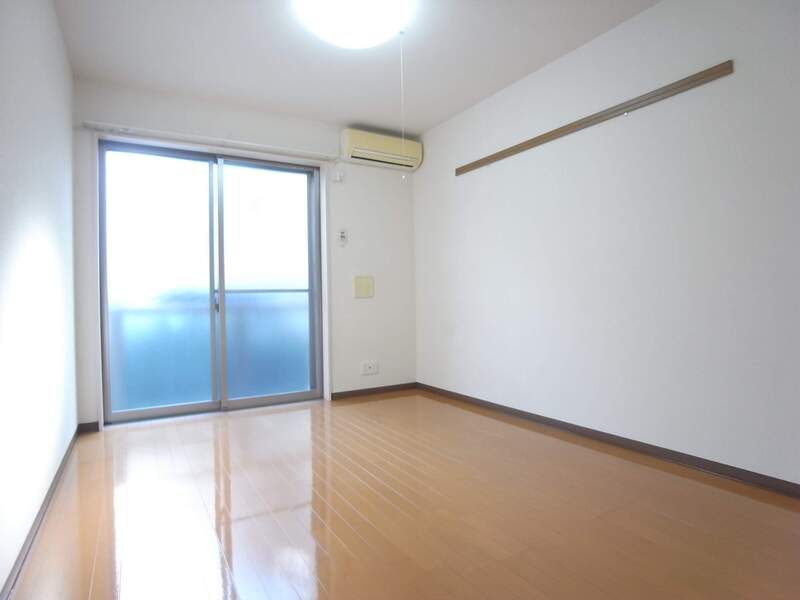 リリックコート長島1階 寝室