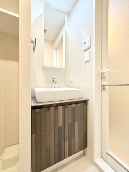 ＣＯＣＯ－ＣＨＩＬＬ　ＫＡＭＥＡＲＩ2階 洗面