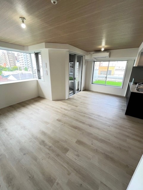 レジディアタワー上池袋（パーク棟）4階 リビング