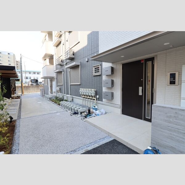 D-room公津の杜A206号室 エントランス前