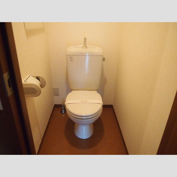 シャトーリーフ　A/B/C/DA102号室 トイレ