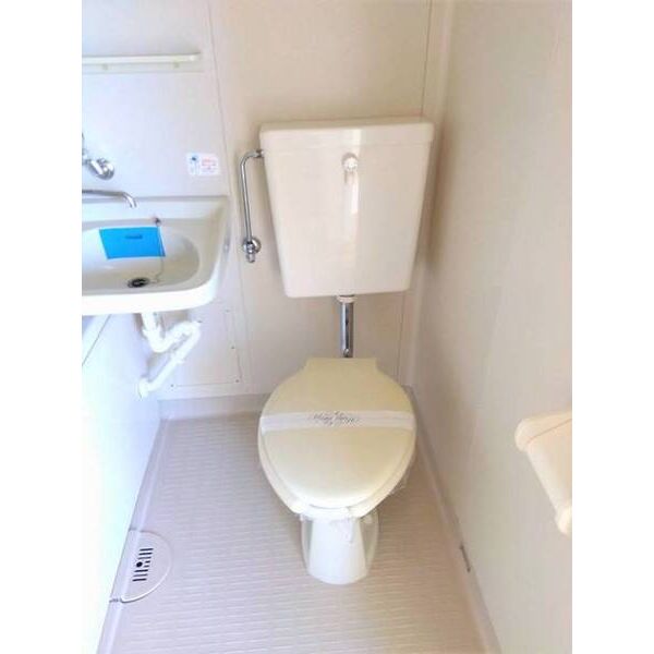 ホワイトハウスⅡ トイレ