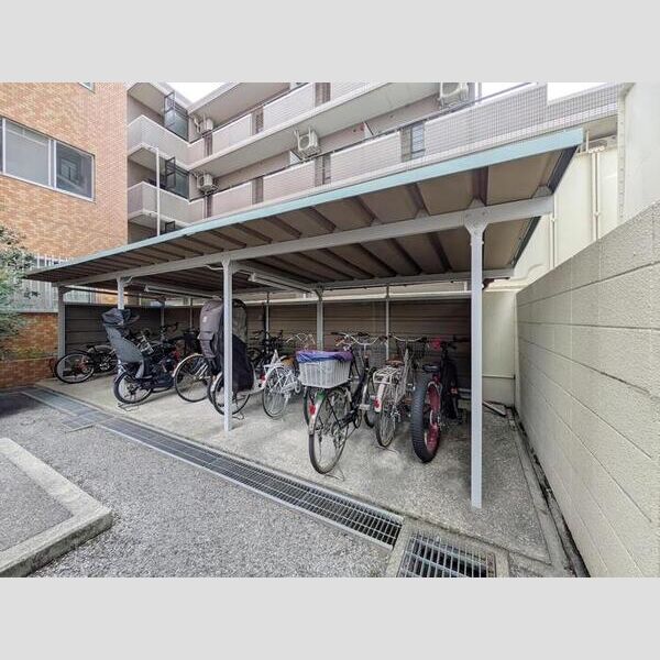 リヴィエール　Ⅰ501号室 駐輪場