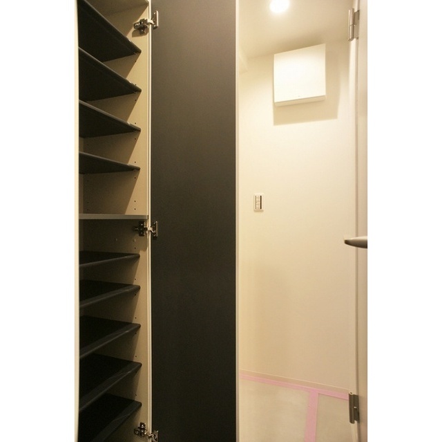 Ａ－ＦＬＡＴ　ＨＩＲＡＴＳＵＫＡ ☆シューズボックス