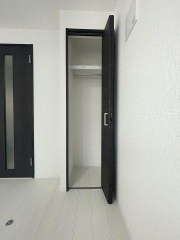 フラシア鶯谷0302号室 収納