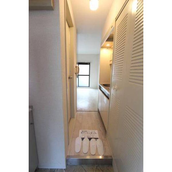 メゾン・ド・ポエート 玄関