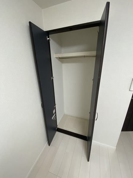 クリスタル親水公園2階 同建物別部屋の参考画像