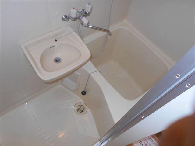 リヴィエールランド　オランジュ1階 お風呂