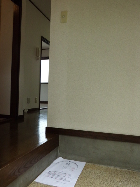 ヒルサイドキクナ 玄関