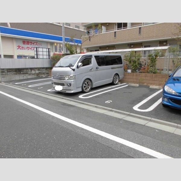 ボン　リジエール205号室 駐車場