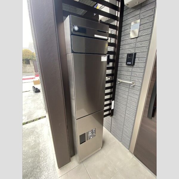 アビテ西新小岩Ⅱ202号室 メールボックス&宅配ボックス