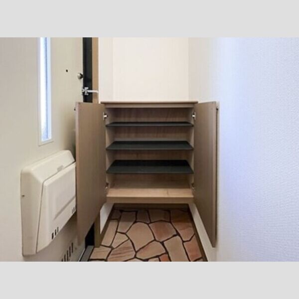 コーポ小倉　A201号室 シューズボックス