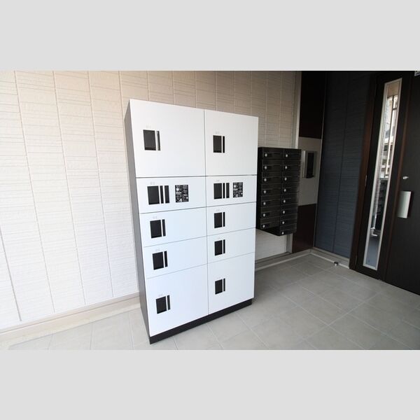 D Paina 笹下305号室 宅配ボックス・集合ポスト