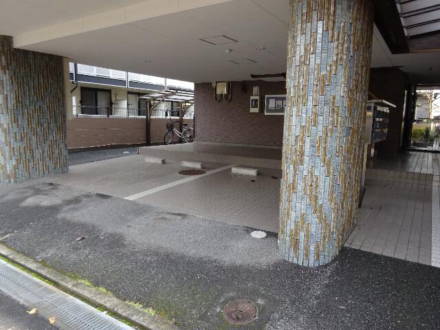 フォーシーズンＦＹ(E-148) 駐車場