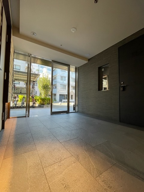 ハーモニーレジデンス新宿EAST4階 エントランス