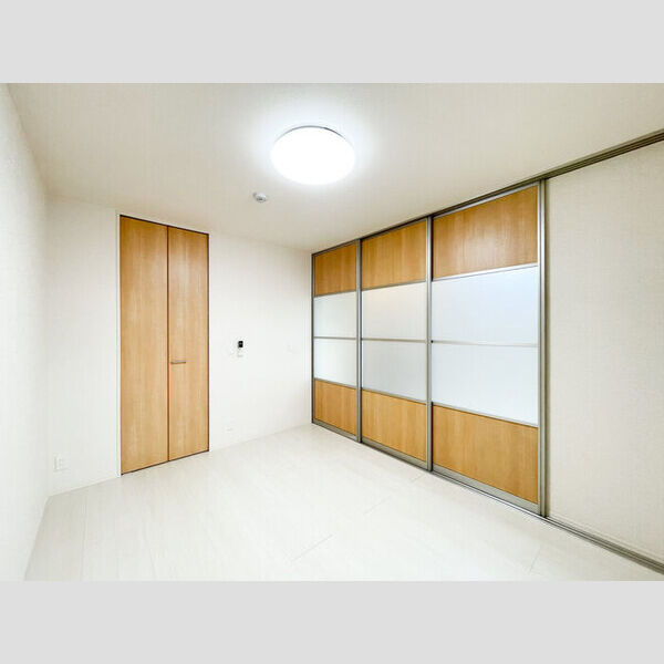 ロイジェントパークス レイクタウン Ⅱ　G 洋室