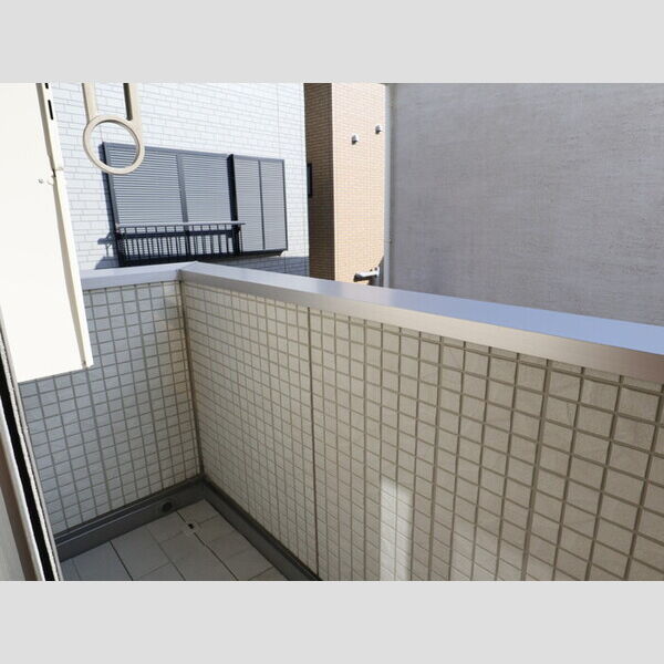 ドルチェ伊勢町 バルコニー