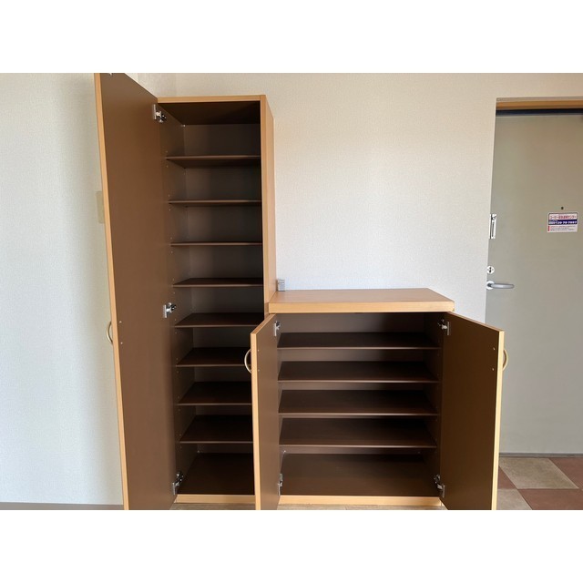 プレシャス　イースト 内観