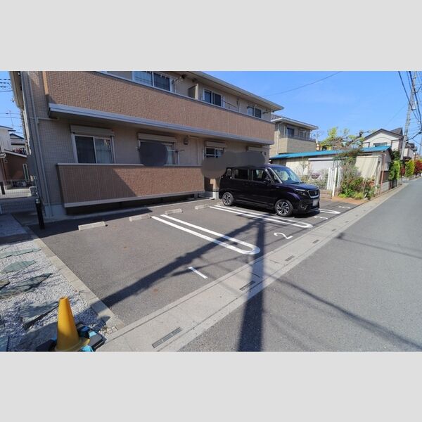 マルベリー　Ⅱ 駐車場