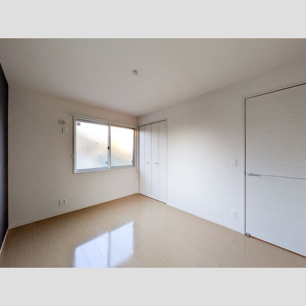 ルミエール木崎103号室 洋室