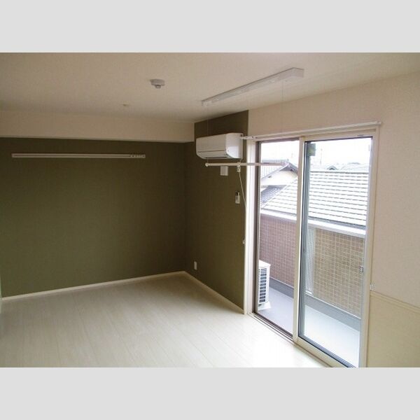 ディアコート302号室 洋室