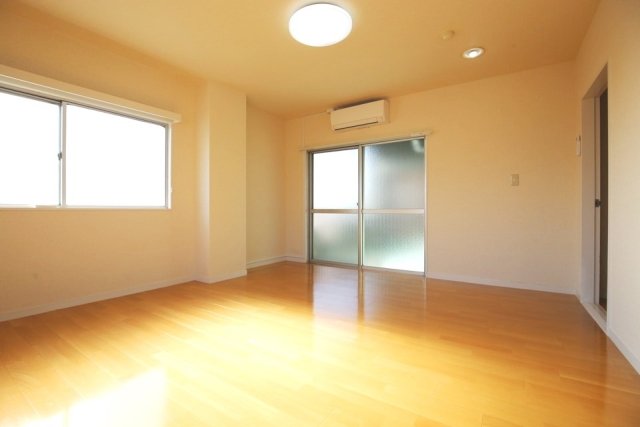 石川ビル4階 洋室1