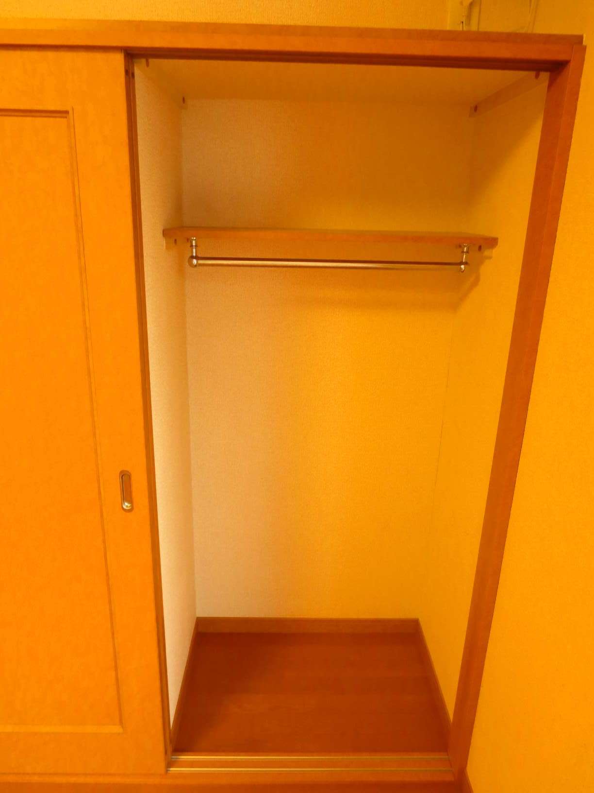 レオパレスサンハイムⅡ203号室 専用ゴミ置き場