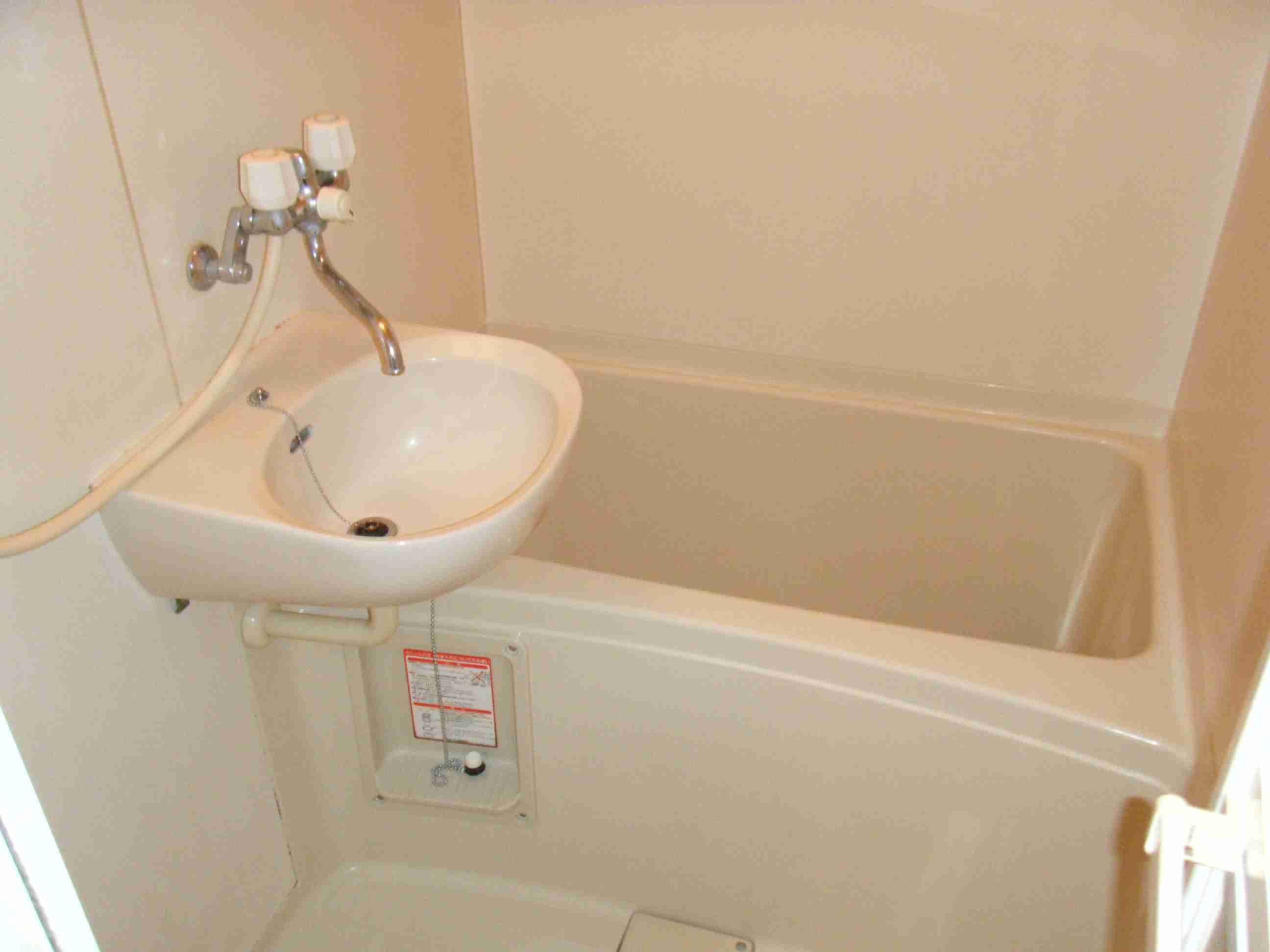 レオパレスグリーンヒル204号室 内観