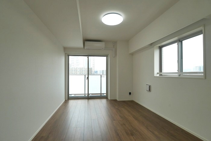 LUMEED CUBE 菊川 PREMIUM 内観