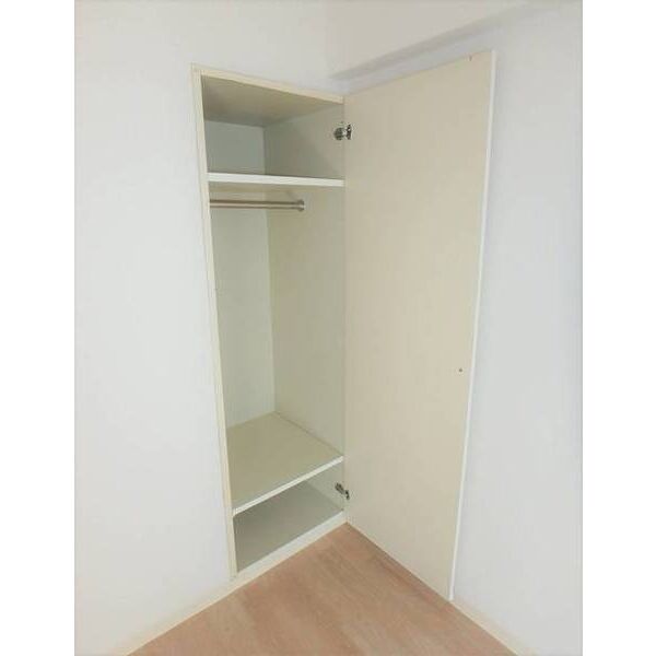 メゾン・ド・コンテス0308号室 収納