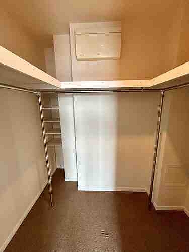 ライオンズステージ府中シティタワー30階 ウォークインクローゼット