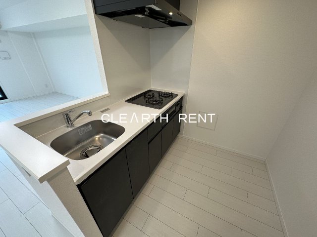 ＧＲＡＮ ＰＡＳＥＯ三宿3階 グリル付き３口システムキッチン