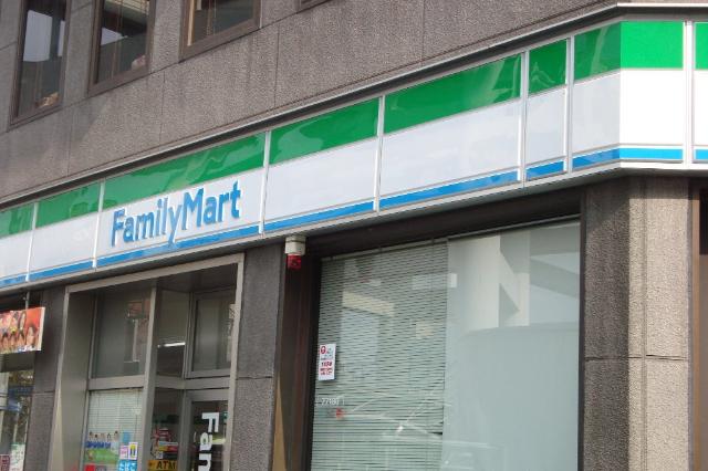 Chez mon chant（シェモンシャン） ファミリーマート千葉駅東口店まで425ｍ