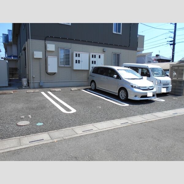 サンオークヒルズ 駐車場