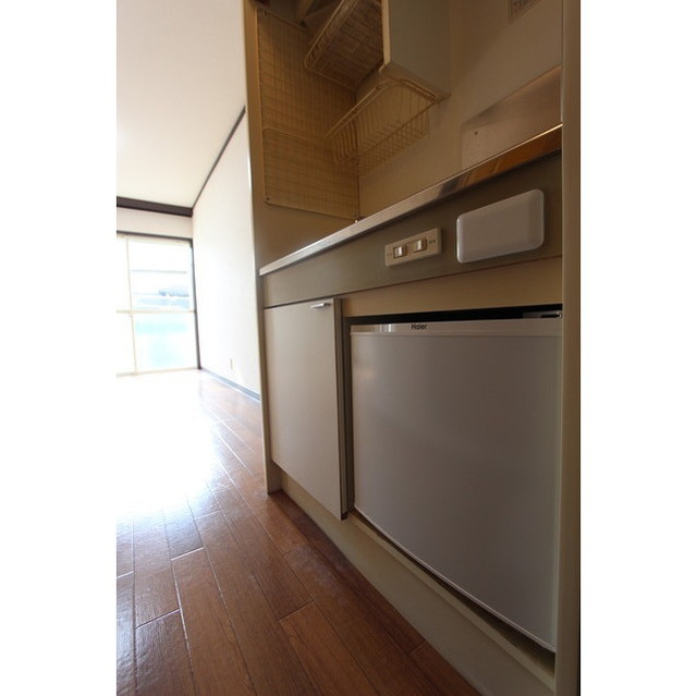 ティアラ湘南辻堂102号室 冷蔵庫