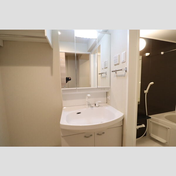 Blanc Neige Nishichiba(ブラン　ネージュ) 洗髪洗面化粧台