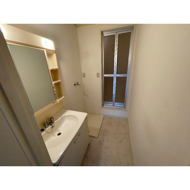 エミケーユ錦103号室 内観