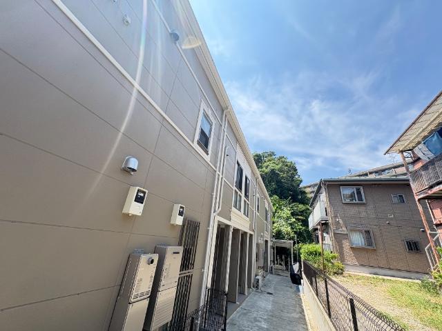 グリーンパーシモン102号室 外観写真（昼）