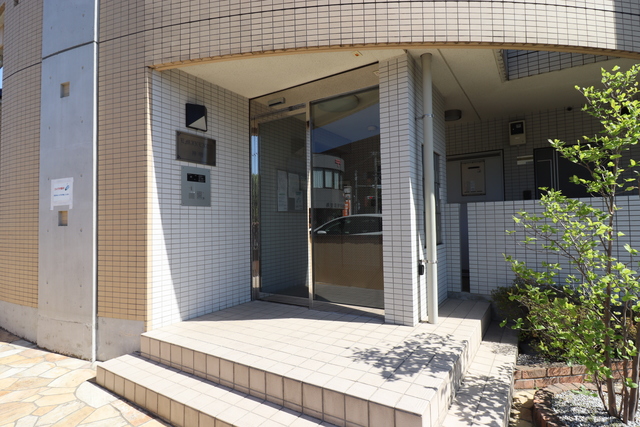 ＥＭＩＮＥＮＴＥ神明 エントランス！