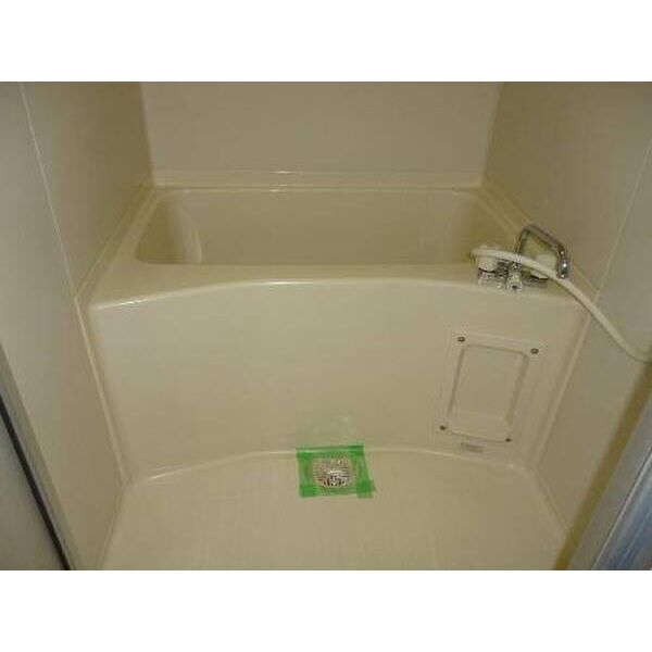 サル・ドュ・セジュール0402号室 部屋その他