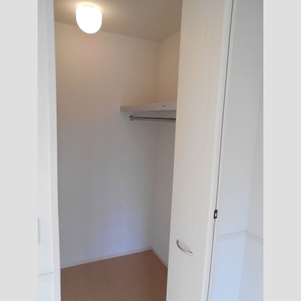 チェリーセージ 洋室ウォークインクローゼット