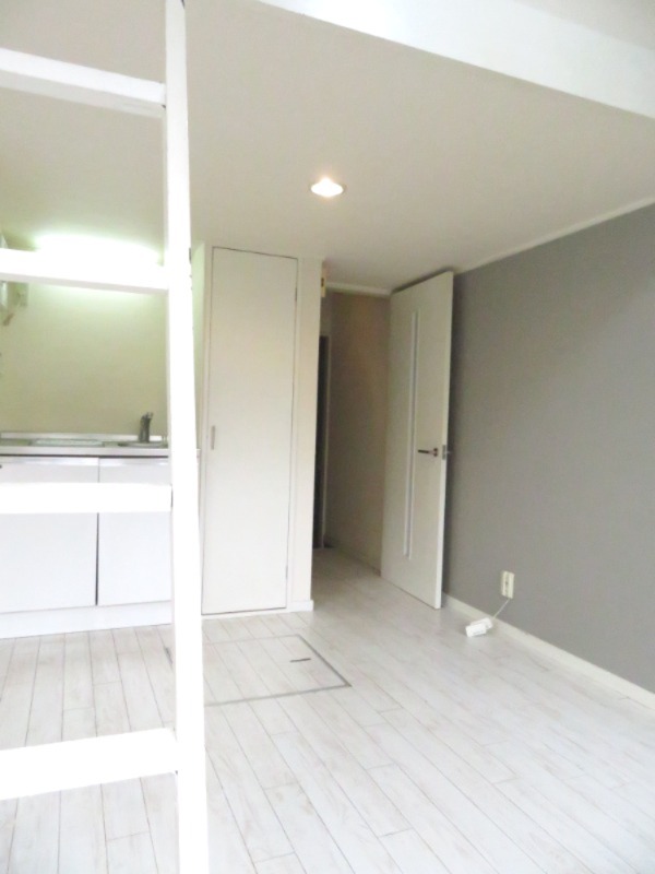 ライフピアウェイブ上高井戸 内観