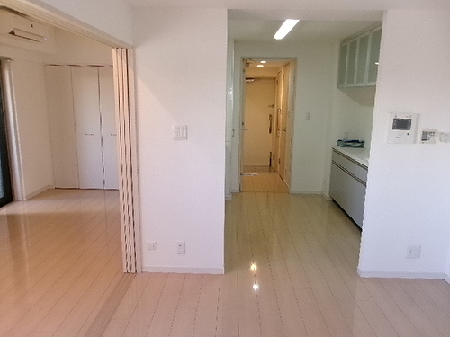 ライオンズプラザ西台駅前4階 廊下　※前回募集時2023年11月撮影の写真