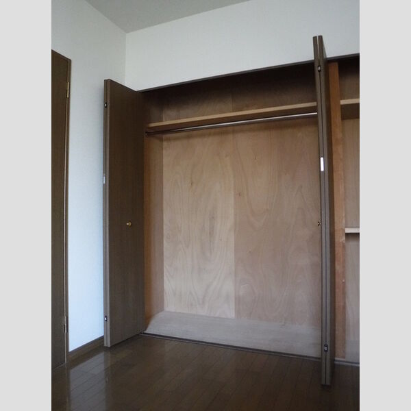 エスポワール蘇我 クローゼット