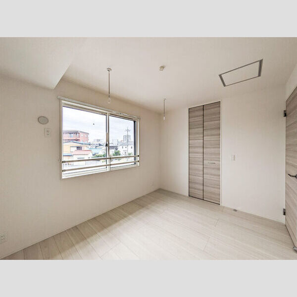 グラン・ソレイユ203号室 洋室②(別角度)