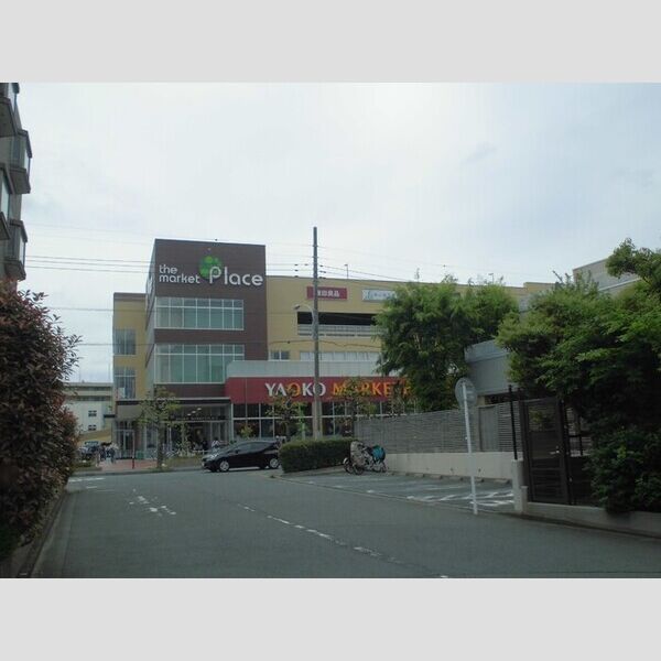 グラナーデ白子 ザ・マーケットプレイス(約700m)