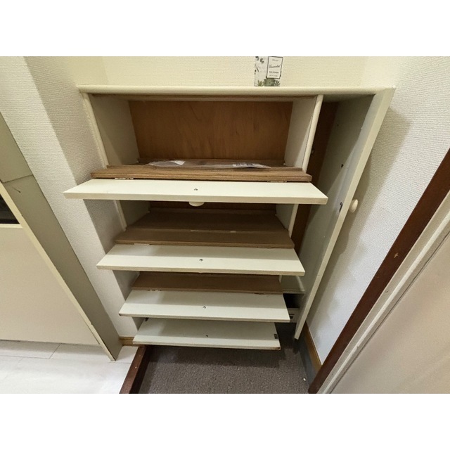 シャトーロマネ105号室 内観