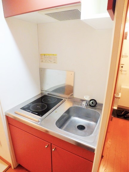 レオパレスカーサ キッチン