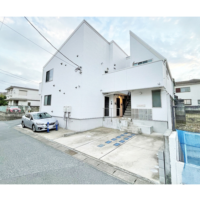 ヒルズ稔台の外観画像