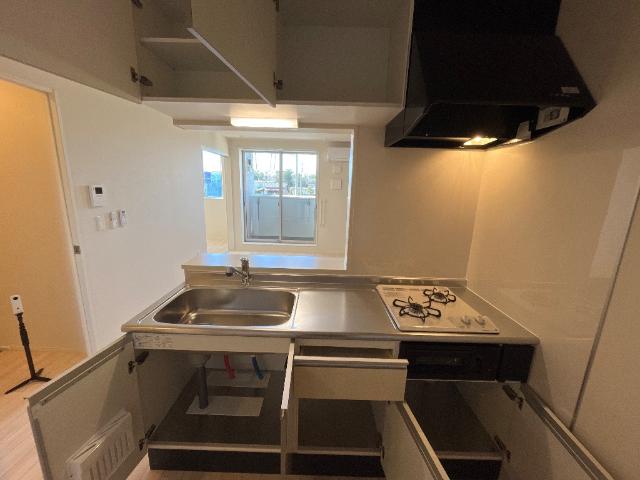 ＫＡＫＩＮＯＫＩ　ＴＥＲＲＡＣＥ103号室 キッチン